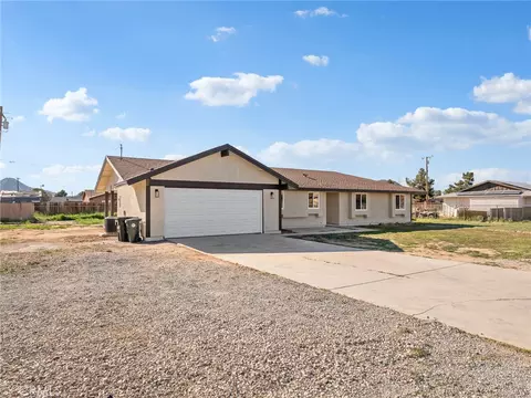 Exterior - 16548 Quinnault, Apple Valley, CA 92307 photo 6 of 6