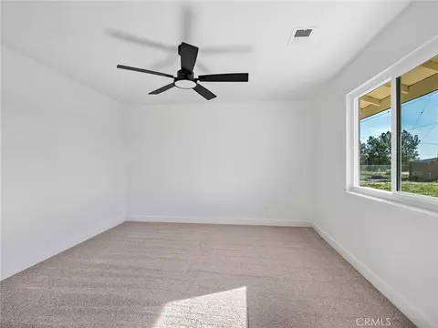 Bedroom - 16548 Quinnault, Apple Valley, CA 92307 photo 3 of 7