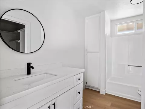 Bath - 16548 Quinnault, Apple Valley, CA 92307 photo 1 of 4
