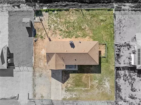 View/Area - 16548 Quinnault, Apple Valley, CA 92307 photo 3 of 6