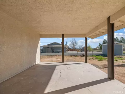 Exterior - 16548 Quinnault, Apple Valley, CA 92307 photo 2 of 6