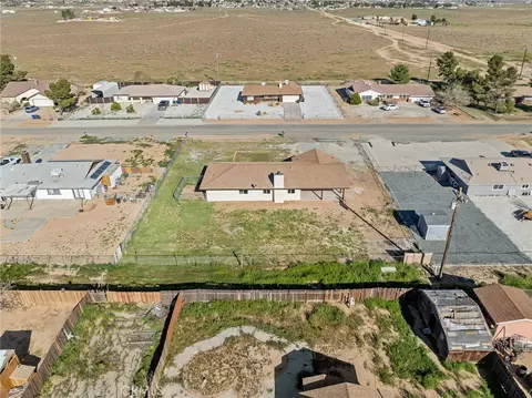 View/Area - 16548 Quinnault, Apple Valley, CA 92307 photo 5 of 6