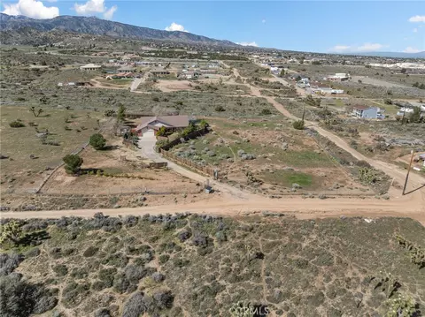 8672 Sierra Vis, Phelan, CA 92371