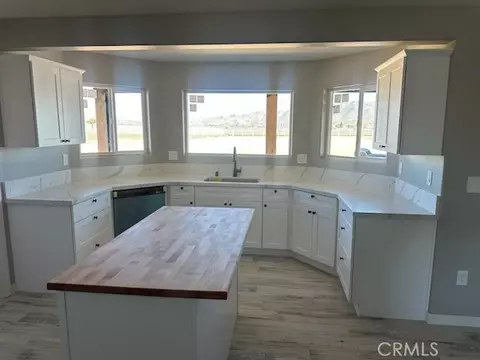 Kitchen - 15009 Temecula Rd, Apple Valley, CA 92307 photo 1 of 12