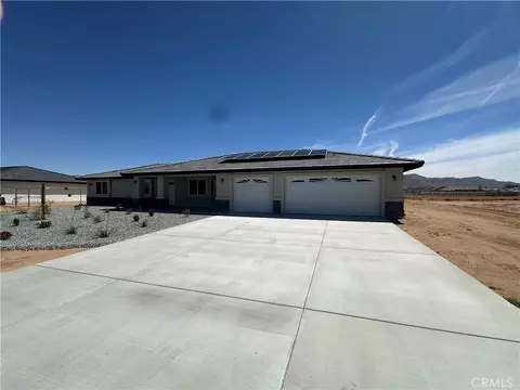 Exterior - 15009 Temecula Rd, Apple Valley, CA 92307 photo 2 of 3