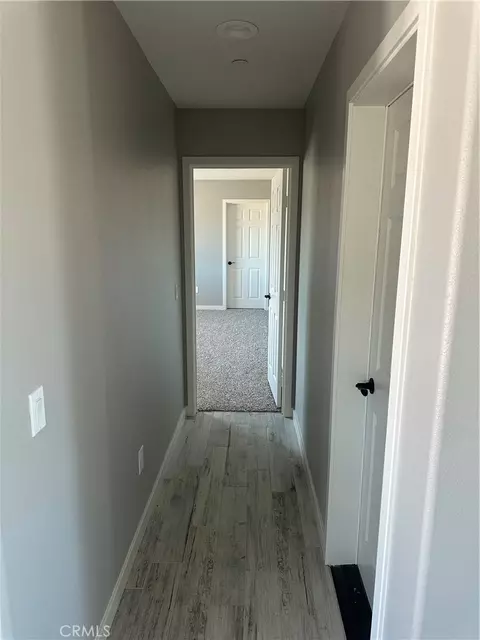 Entry Way - 15009 Temecula Rd, Apple Valley, CA 92307 photo 2 of 9