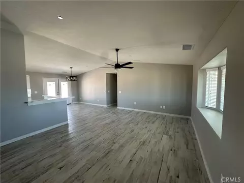 Living - 15009 Temecula Rd, Apple Valley, CA 92307 photo 1 of 7