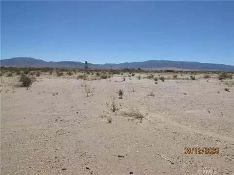 26 Telephone Rd, Twentynine Palms, CA 92277