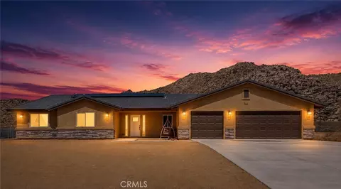 24162 Shoshone Rd, Apple Valley, CA 92307