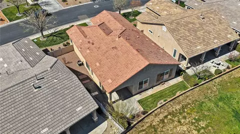 View/Area - 10855 Katepwa St, Apple Valley, CA 92308 photo 3 of 10