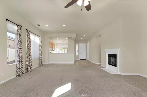Living - 10855 Katepwa St, Apple Valley, CA 92308 photo 4 of 4