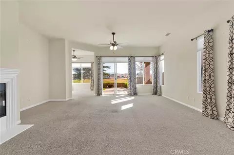 Living - 10855 Katepwa St, Apple Valley, CA 92308 photo 2 of 4