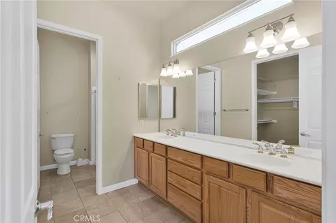 Bath - 10855 Katepwa St, Apple Valley, CA 92308 photo 2 of 3