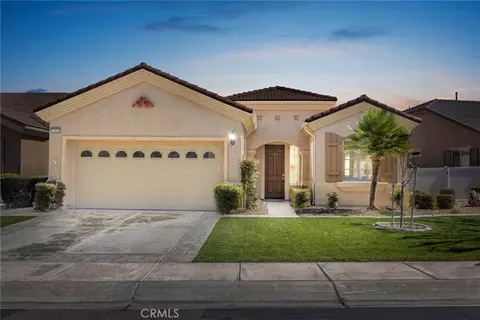 10855 Katepwa St, Apple Valley, CA 92308