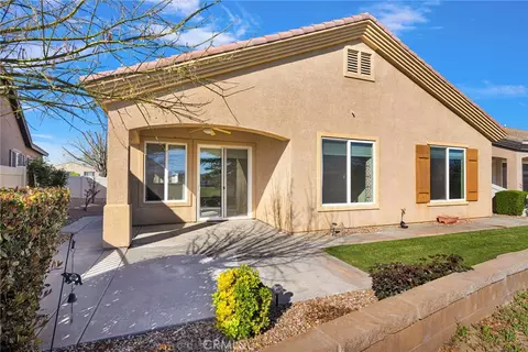Exterior - 10855 Katepwa St, Apple Valley, CA 92308 photo 6 of 8