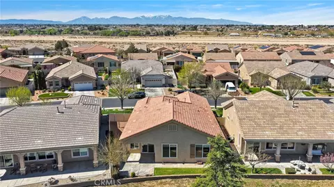 View/Area - 10855 Katepwa St, Apple Valley, CA 92308 photo 2 of 10