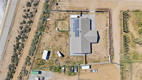 View/Area - 10707 Mines Ranch Rd, Victorville, CA 92392 photo 10 of 11