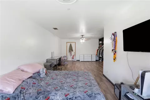 Bedroom - 10707 Mines Ranch Rd, Victorville, CA 92392 photo 8 of 9