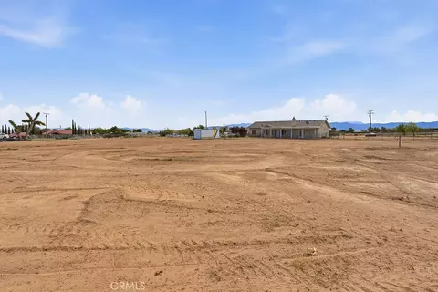Exterior - 7838 Cataba Rd, Hesperia, CA 92344 photo 5 of 5