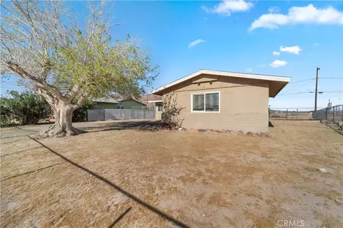 Exterior - 35977 Hillview St, Yermo, CA 92398 photo 3 of 8