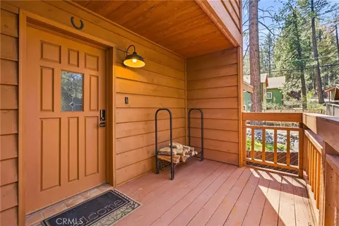 Exterior - 1137 Edna, Wrightwood, CA 92397 photo 4 of 16