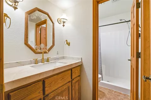 Bath - 1137 Edna, Wrightwood, CA 92397 photo 6 of 6