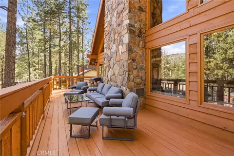Exterior - 1137 Edna, Wrightwood, CA 92397 photo 8 of 16