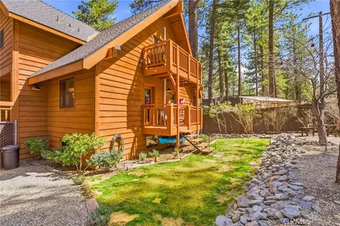 Exterior - 1137 Edna, Wrightwood, CA 92397 photo 12 of 16