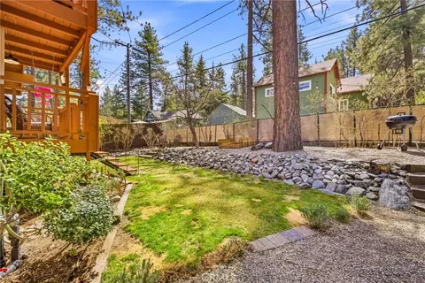 Exterior - 1137 Edna, Wrightwood, CA 92397 photo 9 of 16