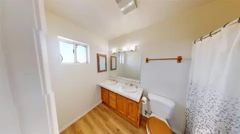 Bath - 10970 Merino, Apple Valley, CA 92308 photo 6 of 9