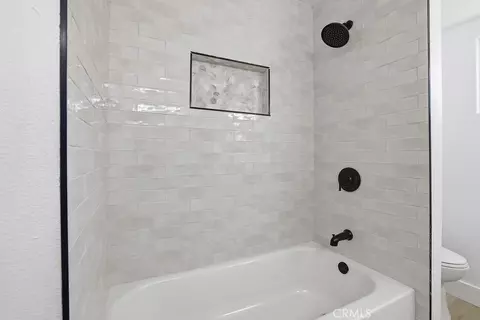 Bath - 7625 Windsor Ave, Hesperia, CA 92345 photo 2 of 3