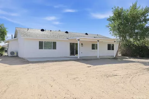 Exterior - 7625 Windsor Ave, Hesperia, CA 92345 photo 8 of 8