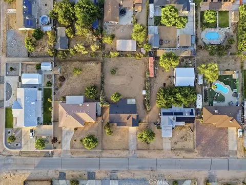 View/Area - 7625 Windsor Ave, Hesperia, CA 92345 photo 3 of 7