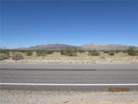 42 Amboy, Twentynine Palms, CA 92277