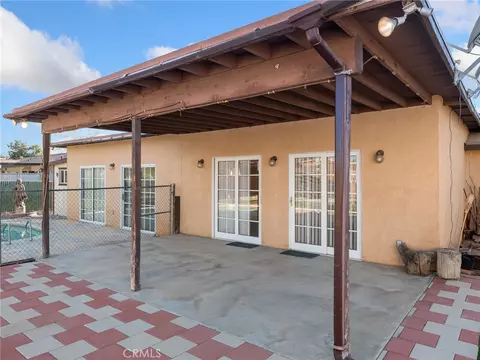 Exterior - 11935 Wapato Rd, Apple Valley, CA 92308 photo 9 of 10