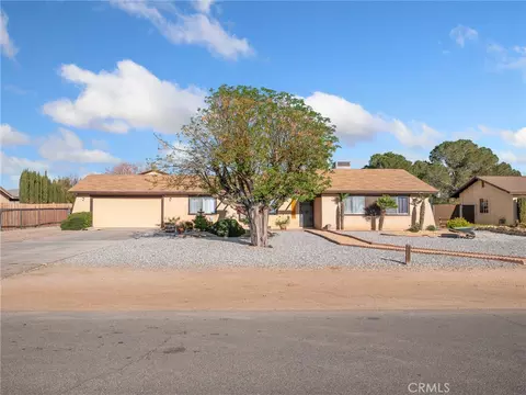 Exterior - 11935 Wapato Rd, Apple Valley, CA 92308 photo 1 of 10
