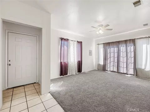 Living - 11935 Wapato Rd, Apple Valley, CA 92308 photo 10 of 14