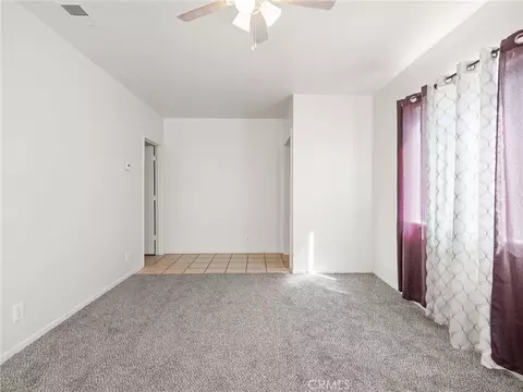 Living - 11935 Wapato Rd, Apple Valley, CA 92308 photo 12 of 14