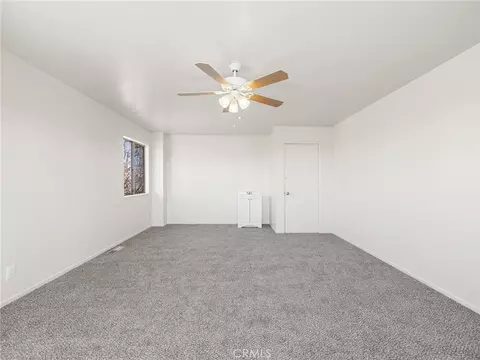 Bedroom - 11935 Wapato Rd, Apple Valley, CA 92308 photo 9 of 9