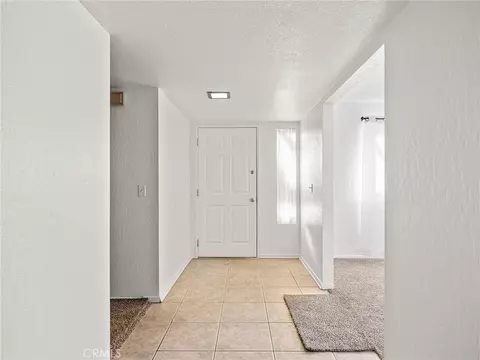 Entry Way - 11935 Wapato Rd, Apple Valley, CA 92308 photo 1 of 3