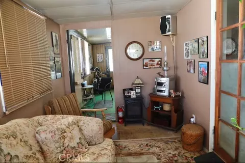 7484 Kickapoo Trl #9, Yucca Valley, CA 92284 photo 6