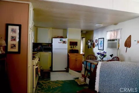 7484 Kickapoo Trl #9, Yucca Valley, CA 92284 photo 9