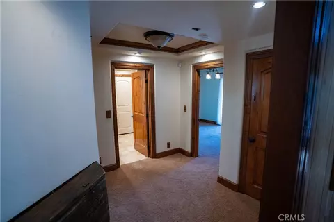 Entry Way - 683 Maxson Dr, Twin Peaks, CA 92391 photo 4 of 6