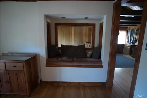 Entry Way - 683 Maxson Dr, Twin Peaks, CA 92391 photo 3 of 6