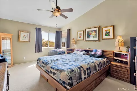 Bedroom - 19149 San Jacinto Way, Apple Valley, CA 92308 photo 5 of 6