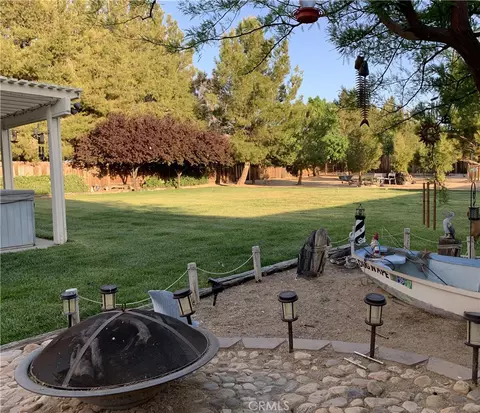 Exterior - 19149 San Jacinto Way, Apple Valley, CA 92308 photo 15 of 33