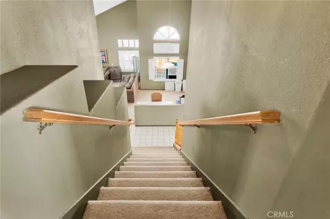 Entry Way - 19149 San Jacinto Way, Apple Valley, CA 92308 photo 2 of 3