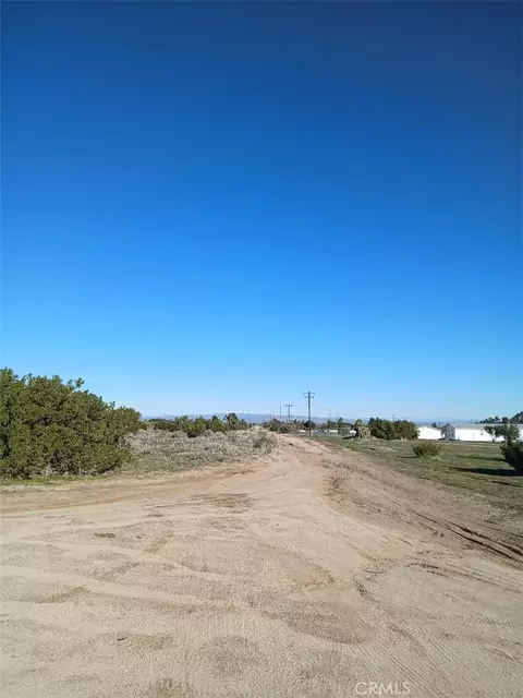 0 Yucca Terrace Rd, Phelan, CA 92371