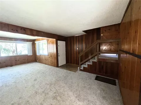 Living - 215 Western, Cedar Glen, CA 92321 photo 2 of 4