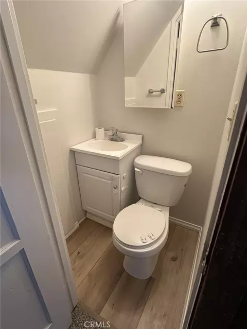 Bath - 215 Western, Cedar Glen, CA 92321 photo 4 of 4